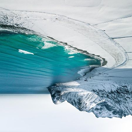 Unstad Surfpacker Unnstad ภายนอก รูปภาพ